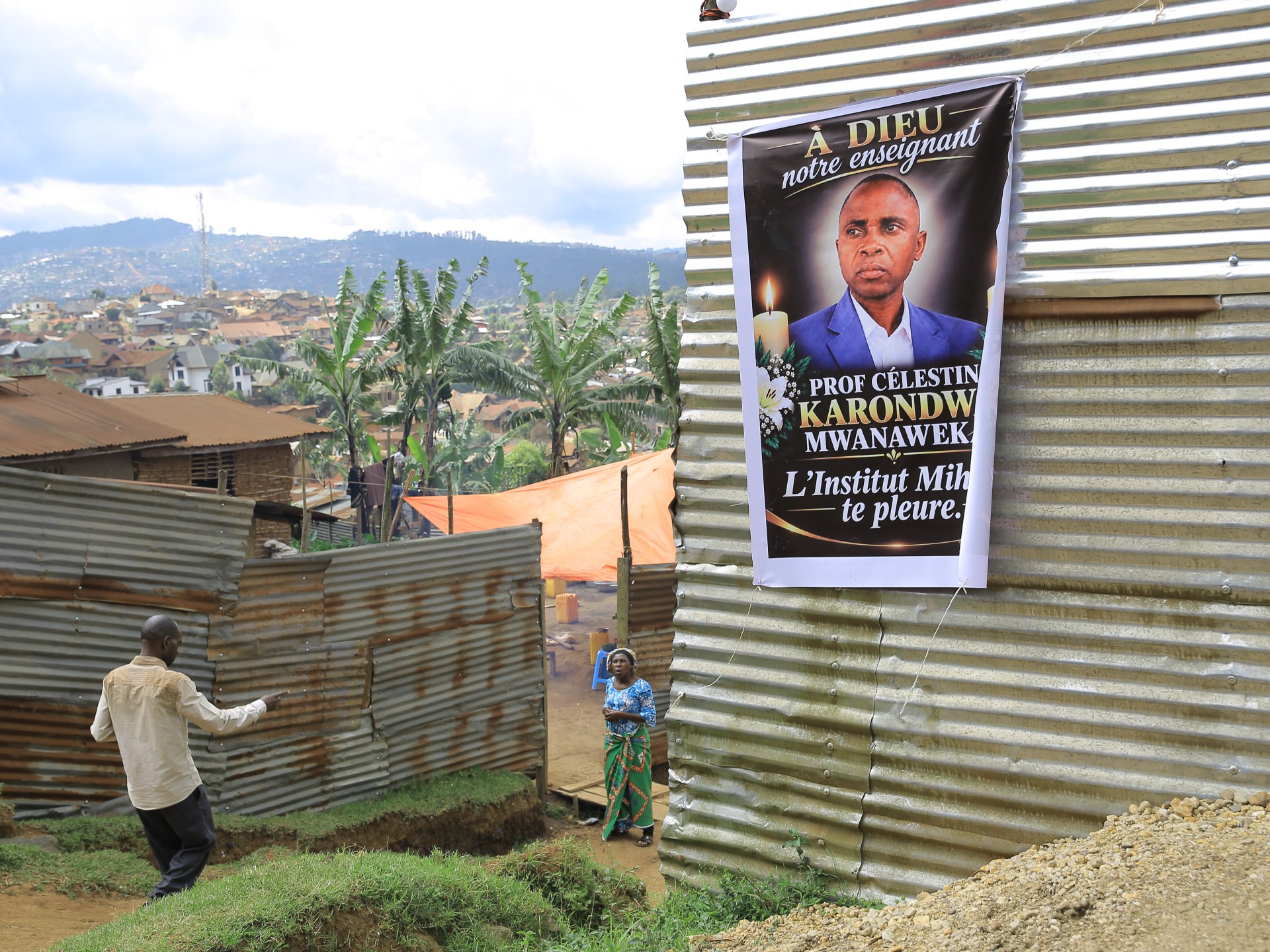 Photo: barbadosgazette.com DR Congo official beaten to death after defending Ebola response is buried